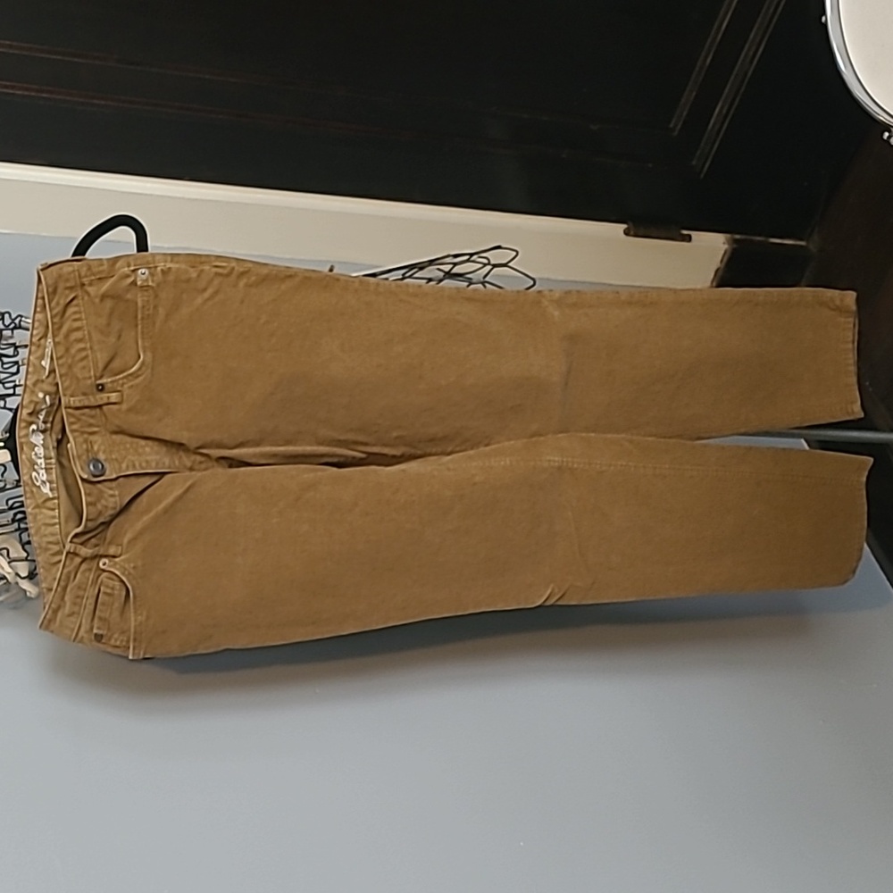 Size 4 Eddie Bauer Boyfriend pants